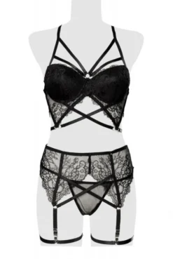 Ensemble Strappy Dentelle Harnais Fetish Chic 3 Pièces -L’Éveil Sensuel Soldes ensemble strappy dentelle harnais fetish chic 3 pieces 3