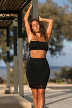 Jupe Longue Noire Bas Dentelle Maria